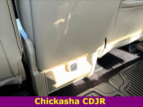 Used 2016 Ford F150 Lariat image 10