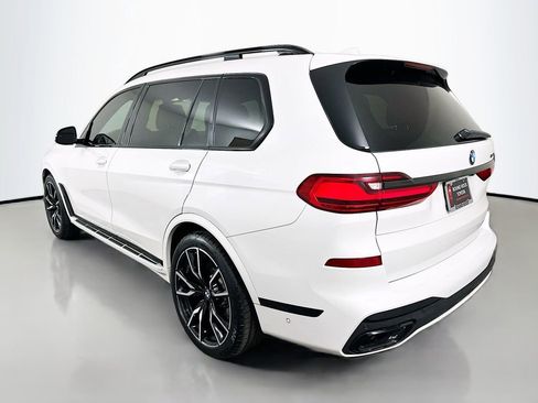 Used 2022 BMW X7 xDrive40i w/ M Sport Package image 7