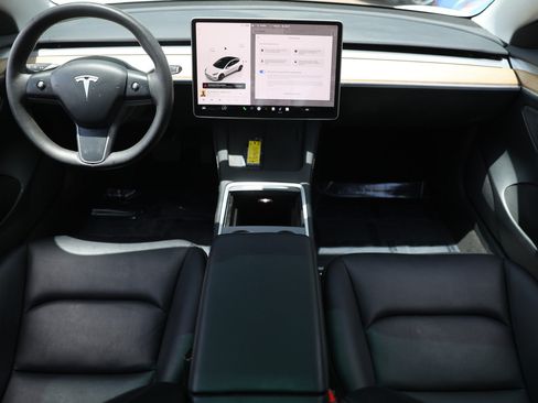 Used 2023 Tesla Model 3 Standard Range RWD image 2