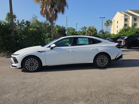 New 2026 Hyundai Sonata Limited FWD image 3