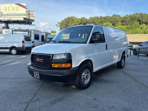 Used 2018 GMC Savana 2500 w/ Communications Package image 11