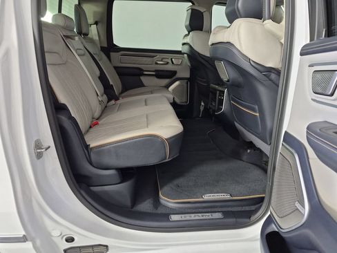 Used 2025 RAM 1500 Tungsten AWD/4WD image 36
