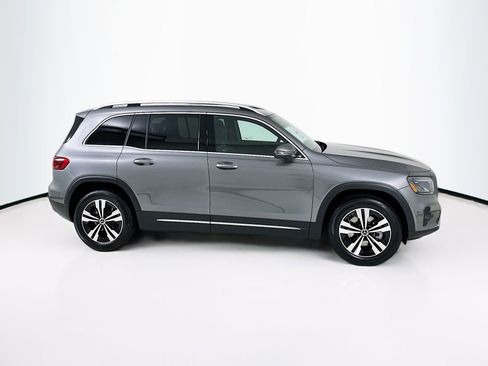 New 2026 Mercedes-Benz GLB 250 image 9