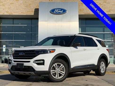 Used 2020 Ford Explorer XLT w/ Equipment Group 202A image 1
