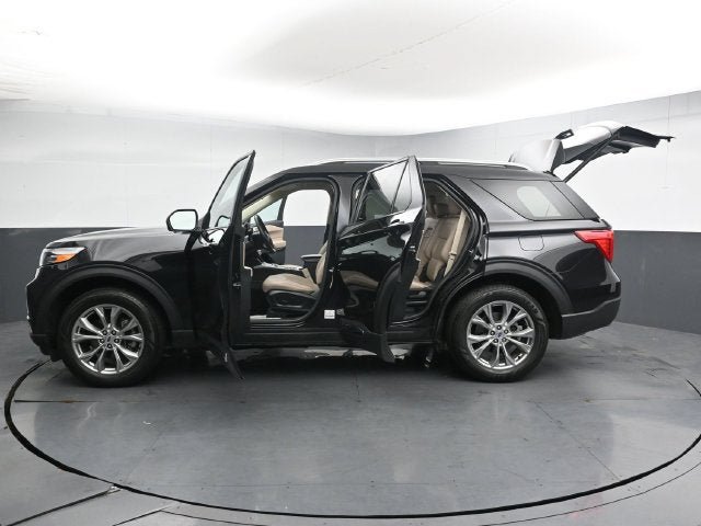 Used 2024 Ford Explorer Limited AWD/4WD image 38