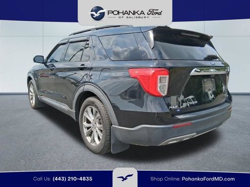 Used 2020 Ford Explorer XLT w/ Equipment Group 202A RWD image 7