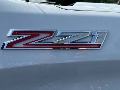 Used 2022 Chevrolet Silverado 1500 LT Trail Boss w/ Bed Protection Package AWD/4WD image 15