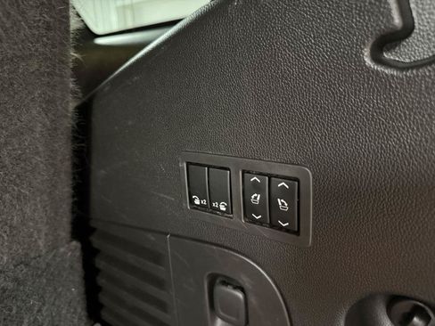 Used 2016 Chevrolet Tahoe LTZ AWD/4WD image 37