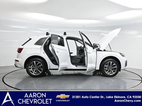 Used 2024 Audi Q5 2.0T Premium Plus image 3