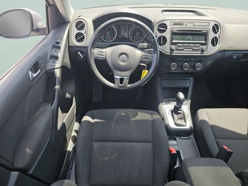 Used 2013 Volkswagen Tiguan S AWD/4WD image 4