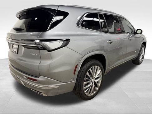 Certified 2026 Buick Enclave Avenir w/ Super Cruise Package AWD/4WD image 8