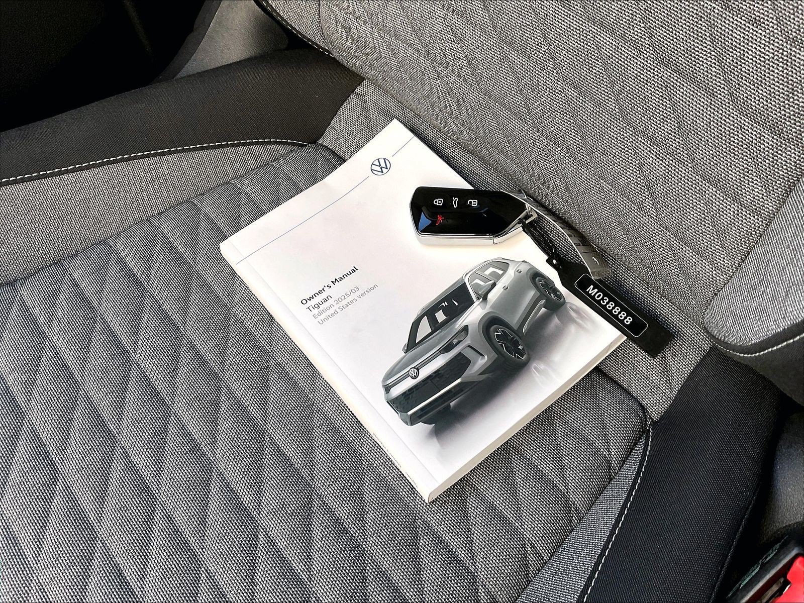 Certified 2025 Volkswagen Tiguan S FWD image 10