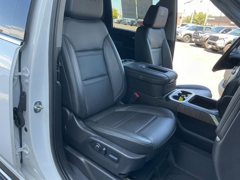 Used 2022 GMC Sierra 2500 Denali image 29