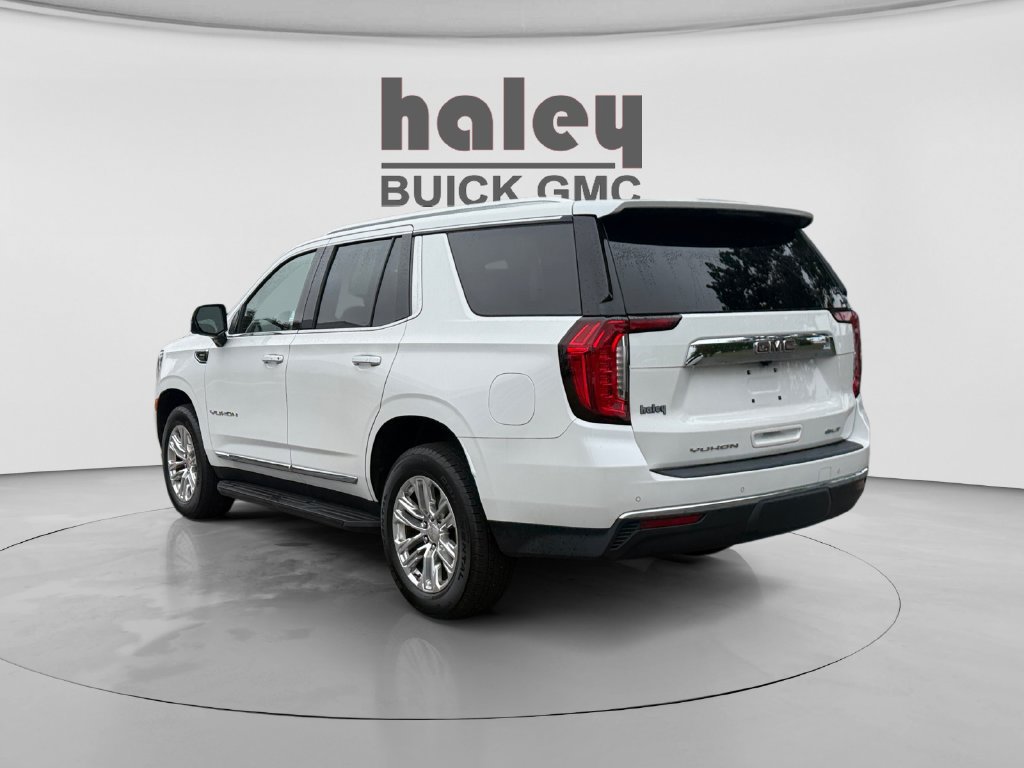 Used 2021 GMC Yukon SLT w/ SLT Luxury Plus Package AWD/4WD image 3