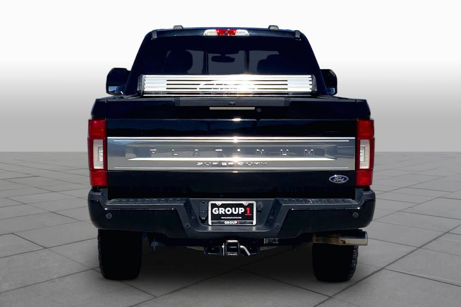 Used 2020 Ford F250 Platinum w/ FX4 Off-Road Package AWD/4WD image 5