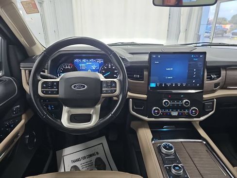 Used 2023 Ford Expedition Limited AWD/4WD image 13