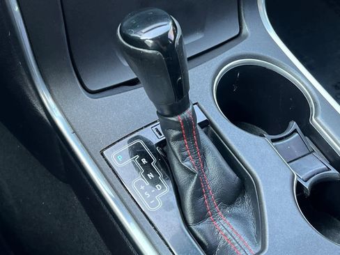 Used 2015 Toyota Camry SE image 23