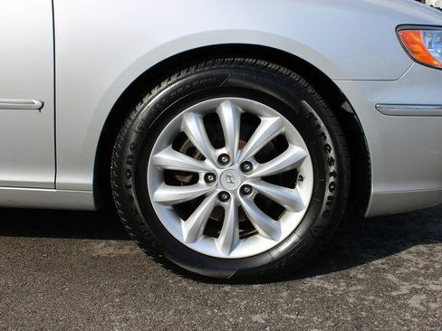 Used 2006 Hyundai Azera Limited image 38