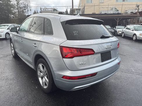 Used 2018 Audi Q5 2.0T Premium image 2
