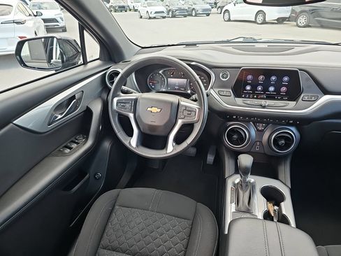 Used 2021 Chevrolet Blazer LT FWD image 25