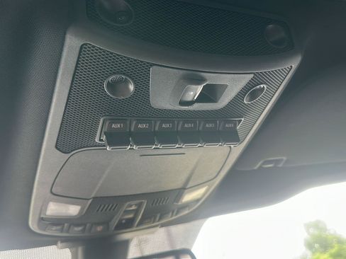 Used 2018 Ford F150 Raptor w/ Equipment Group 802A Luxury AWD/4WD image 32