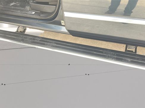 Used 2019 Cadillac Escalade ESV Platinum image 21