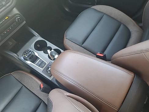 Used 2025 Ford Bronco Sport Outer Banks w/ Outer Banks Tech Package+ AWD/4WD image 17