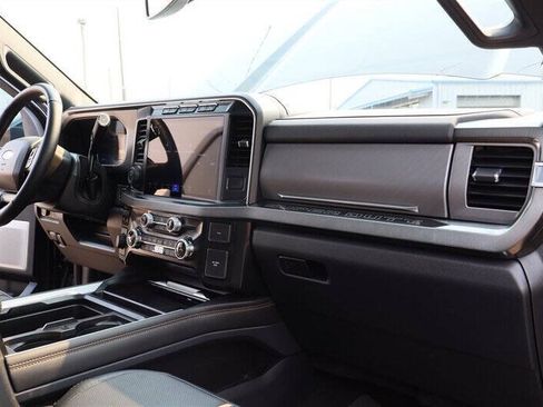 Used 2024 Ford F350 Platinum AWD/4WD image 35