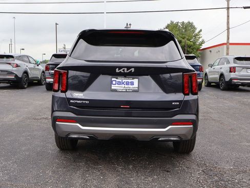 New 2026 Kia Sorento S AWD/4WD image 6