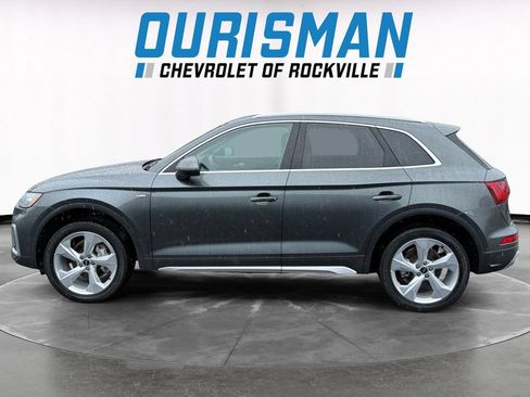 Used 2025 Audi Q5 2.0T Premium Plus w/ Premium Plus Package AWD/4WD image 3