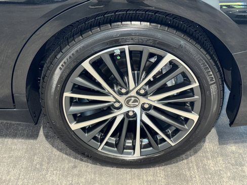 Used 2022 Lexus ES 350 w/ Premium Package image 34