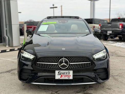 Used 2021 Mercedes-Benz E 350 4MATIC Sedan image 2