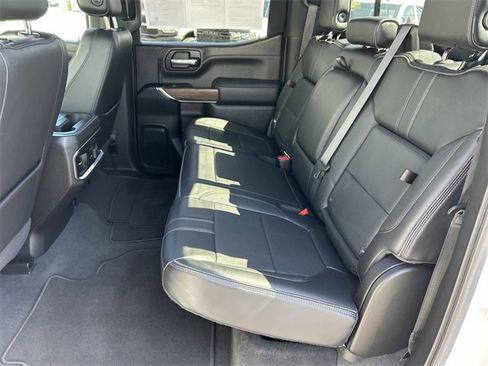 Used 2022 Chevrolet Silverado 1500 High Country w/ Technology Package image 16