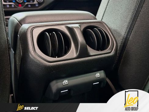 Used 2024 Jeep Gladiator Sport image 23