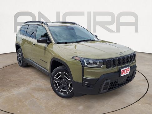 New 2026 Jeep Cherokee Laredo AWD/4WD image 4
