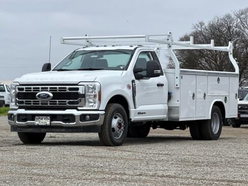 New 2025 Ford F350 XL w/ XL Chrome Package image 8