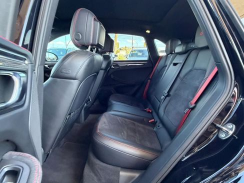 Used 2017 Porsche Macan GTS AWD/4WD image 44