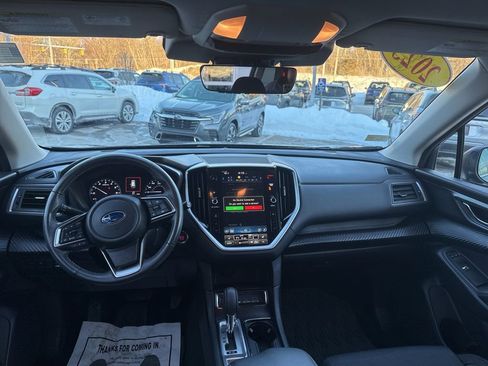 Used 2023 Subaru Ascent Premium w/ Convenience Package image 8
