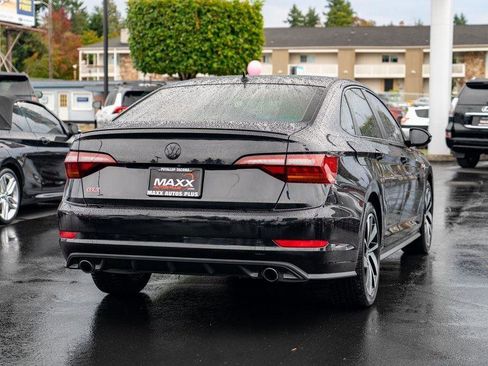 Used 2019 Volkswagen Jetta GLI image 10