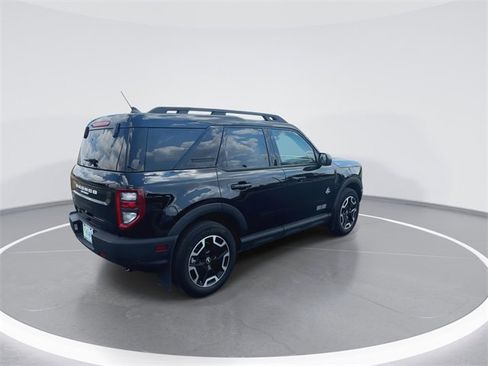 Certified 2024 Ford Bronco Sport Outer Banks w/ Tech Package image 11