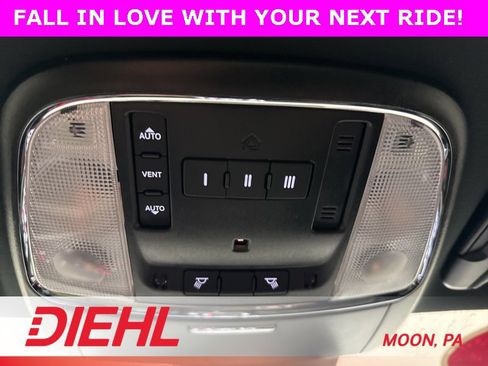 Used 2023 Dodge Charger R/T w/ Daytona Edition Group image 35