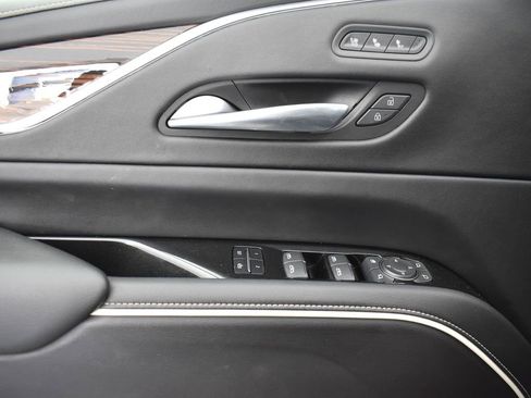 Used 2021 Cadillac Escalade Premium Luxury image 10
