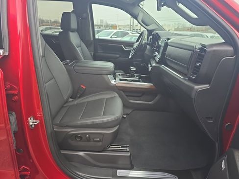 Used 2024 GMC Sierra 1500 SLT w/ SLT Premium Plus Package image 28