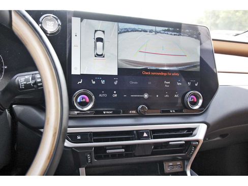 Used 2023 Lexus RX 350 Premium Plus w/ Cold Area Package FWD image 23