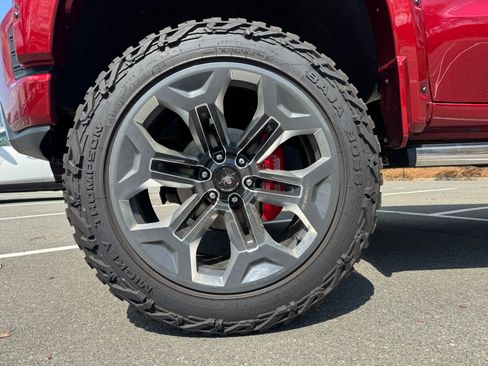 Used 2021 Chevrolet Silverado 1500 LTZ image 65