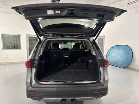 Used 2025 Toyota Grand Highlander AWD Hybrid image 11