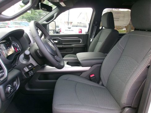 New 2026 RAM 3500 Big Horn AWD/4WD image 6