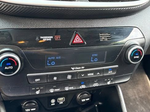 Used 2019 Hyundai Tucson SEL AWD/4WD image 16