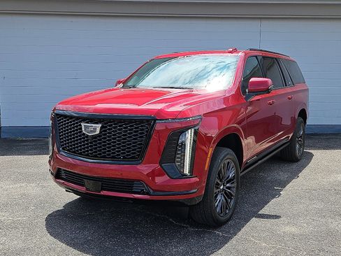 New 2025 Cadillac Escalade ESV Sport Platinum w/ LPO, ONYX Package image 1