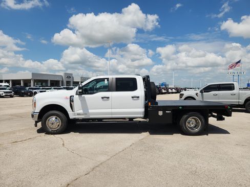 New 2026 Ford F350 XL w/ XL Chrome Package AWD/4WD image 4